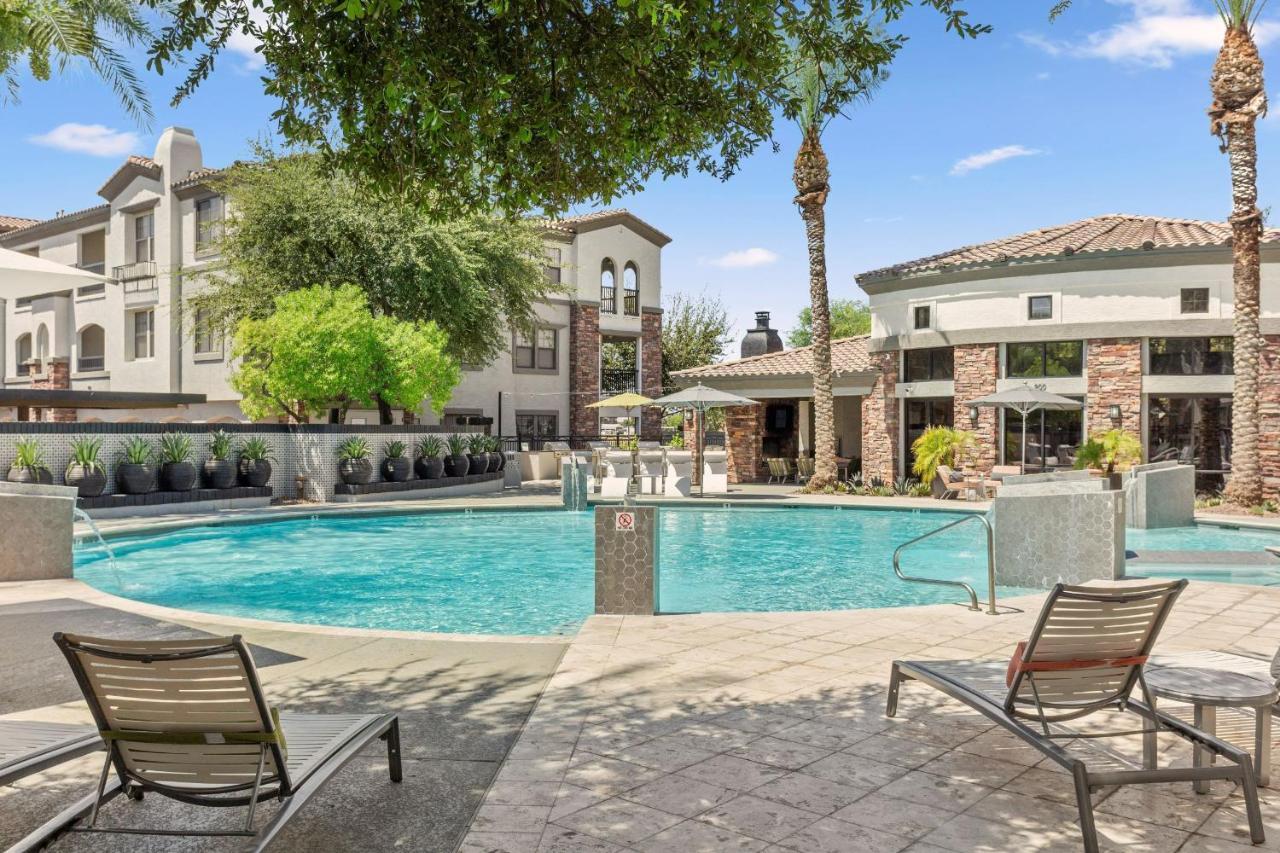 Cozysuites Glendale By The Stadium With Pool 10 외부 사진