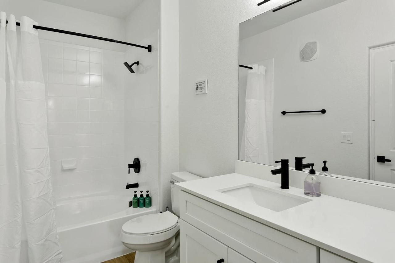 Cozysuites Glendale By The Stadium With Pool 10 외부 사진