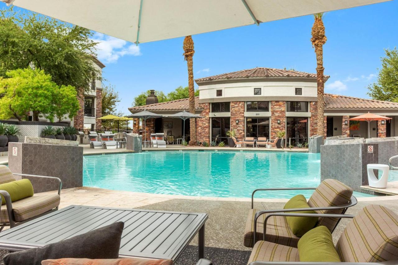 Cozysuites Glendale By The Stadium With Pool 10 외부 사진